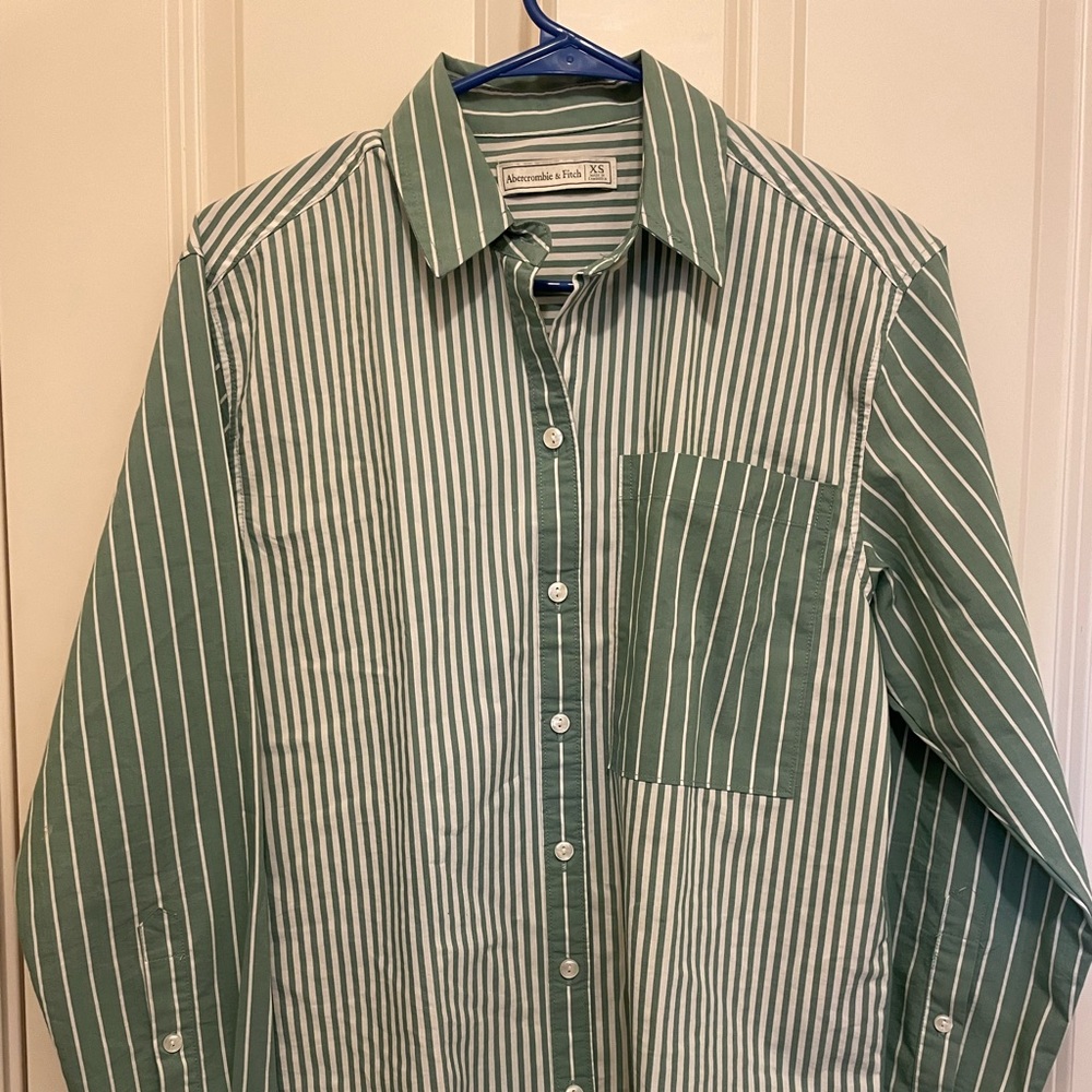 Abercrombie & Fitch Women’s Shirt